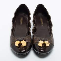مملوكة مسبقًا Louis Vuitton Monogram Canvas and Leather Cap-Toe Dice Ballet Flats Size 36.5