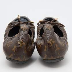 مملوكة مسبقًا Louis Vuitton Black Monogram Canvas and Patent Leather Flirty Ballet Flats Size 36