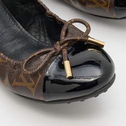 مملوكة مسبقًا Louis Vuitton Black Monogram Canvas and Patent Leather Flirty Ballet Flats Size 36