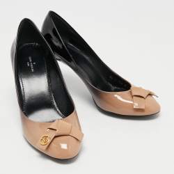 Pre Owned Louis Vuitton Beige/Black Patent Leather Fiance Pumps Size 37.5