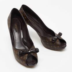 Louis Vuitton Brown Monogram Canvas and Patent Leather Bow Peep Toe Pumps Size 39