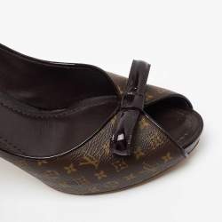 Louis Vuitton Brown Monogram Canvas and Patent Leather Bow Peep Toe Pumps Size 39