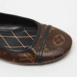 مملوكة مسبقًا Louis Vuitton Brown Monogram Round Toe Ballet Flats Size 37