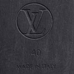 مملوكة مسبقًا Louis Vuitton Black/Brown Monogram Rubber Sunbath Flat Slides Size 40