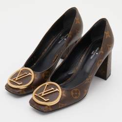 Louis Vuitton Burgundy Patent Madeleine Logo Block Heel Pumps Size 36.5 at  1stDibs
