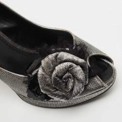 Louis Vuitton Metallic Grey/Black Lurex Fabric Floral Peep Toe Pumps Size 38