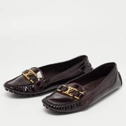 مملوكة مسبقًا Louis Vuitton Burgundy Patent Leather Oxford Loafers Size 38