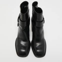 Louis Vuitton Black Leather Ankle Boots Size 39