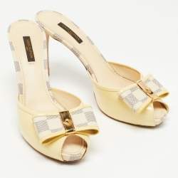 Pre Owned Louis Vuitton Yellow/Cream Patent Leather Mules Size 38.5