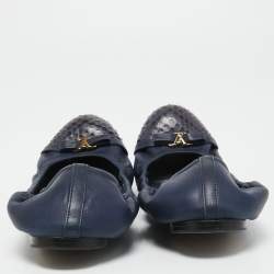 Pre Owned Louis Vuitton Navy Blue Python and Leather Elba Scrunch Ballet Flats Size 38.5