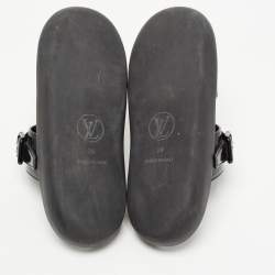 Pre Owned Louis Vuitton Brown/Black Coated Canvas and Rubber Sunbath Flat Sandals Size 39