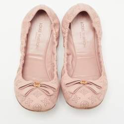 مملوكة مسبقًا Louis Vuitton Beige Leather Bow Scrunch Ballet Flats Size 38