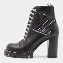 Louis Vuitton Women's 37 Black Leather Call Back Ankle Bootie 6LVJ0106 For  Sale at 1stDibs