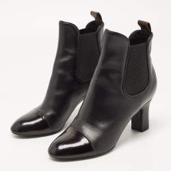 مملوكة مسبقًا Louis Vuitton Black Leather Ankle Boots Size 35