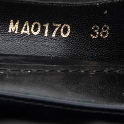 مملوكة مسبقًا Louis Vuitton Black Leather Logo Pointed Toe Pumps Size 38
