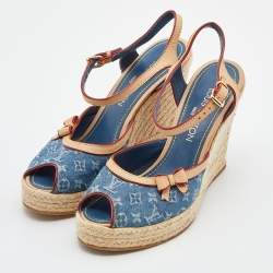 Pre Owned Louis Vuitton Blue/Beige Monogram Denim and Leather Espadrille Slingback Wedge Sandals Size 39.5