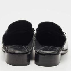 مملوكة مسبقًا Louis Vuitton Black Leather Studded Flower Applique Mules Size 37.5