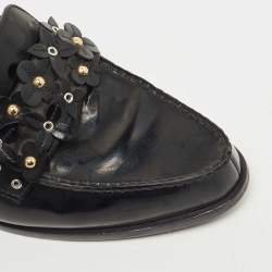 مملوكة مسبقًا Louis Vuitton Black Leather Studded Flower Applique Mules Size 37.5