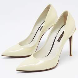 Louis Vuitton Nude Eyeline Pumps 38 – The Closet