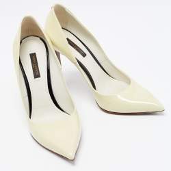 مملوكة مسبقًا Louis Vuitton Cream Patent Leather Eyeline Pumps Size 37