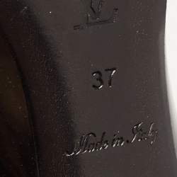 مملوكة مسبقًا Louis Vuitton Black Patent Leather Eyeline Pumps Size 37