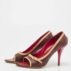 مملوكة مسبقًا Louis Vuitton Brown Monogram Canvas and Leather Peep Toe Pumps Size 37