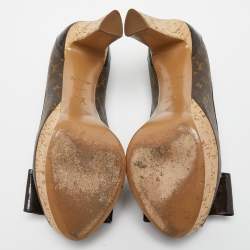 Pre Owned Louis Vuitton Brown Monogram Canvas and Patent Leather Cork Platform Pumps Size 37.5