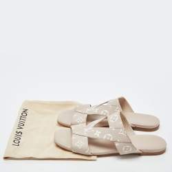 Louis Vuitton Beige/White Monogram Embossed Leather Flat Slides Size 40