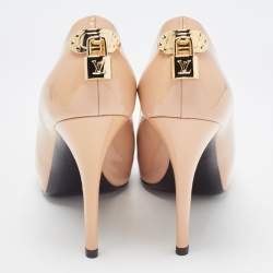مملوكة مسبقًا Louis Vuitton Beige Patent Leather Oh Really! Pumps Size 37