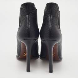 Pre Owned Louis Vuitton Black Leather Ultimate Ankle Booties Size 39