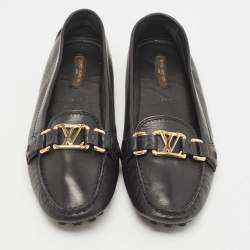 مملوكة مسبقًا Louis Vuitton Black Leather Oxford Loafers Size 39