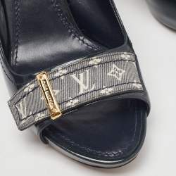 مملوكة مسبقًا Louis Vuitton Two Tone Patent Leather and Monogram Canvas Slingback Sandals Size 39
