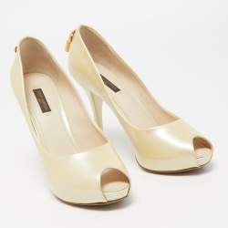 Pre Owned Louis Vuitton Cream Patent Leather Oh Really! Pumps Size 36.5