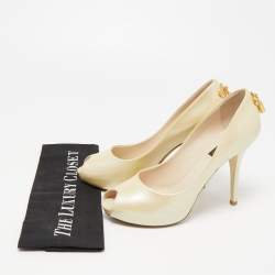 Pre Owned Louis Vuitton Cream Patent Leather Oh Really! Pumps Size 36.5