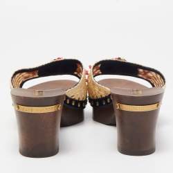 مملوكة مسبقًا Louis Vuitton Cream Raffia and Net Clog Size 38 