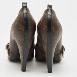 مملوكة مسبقًا Louis Vuitton Monogram Canvas Star Power Buckle Detail Pumps Size 38