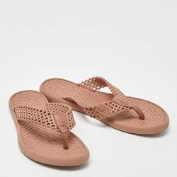 Pre Owned Louis Vuitton Beige Rubber Thong Flat Slides Size 37