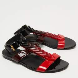 Pre Owned Louis Vuitton Red/Black Ombre Patent Leather Flat Sandals Size 39