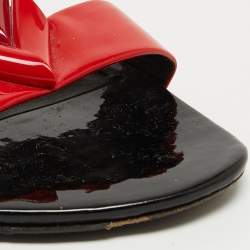 Pre Owned Louis Vuitton Red/Black Ombre Patent Leather Flat Sandals Size 39