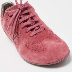 مملوكة مسبقًا Louis Vuitton Pink Perforated Suede Low Top Sneakers Size 37.5