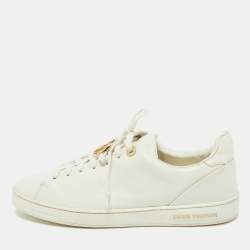 Louis Vuitton White Mesh And Leather Run Away Low Top Sneakers Size 39 For  Sale at 1stDibs