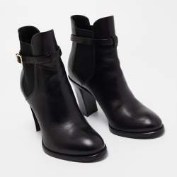 Pre Owned Louis Vuitton Black Leather Buckle Detail Ankle Booties Size 38.5