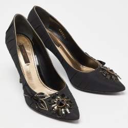 Pre Owned Louis Vuitton Black Pleated Satin Pointed Flower Embellished Pumps Size 37.5
