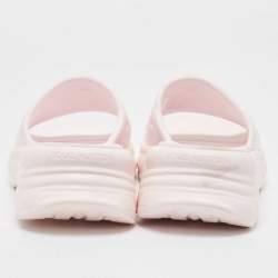 مملوكة مسبقًا Louis Vuitton Pink Rubber Monogram Pool 55 Comfort Mules Size 38