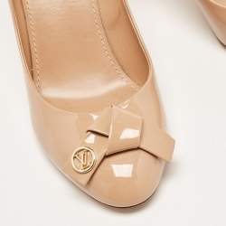 Pre Owned Louis Vuitton Beige Patent Fiance Pumps Size 37.5