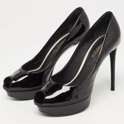 مملوكة مسبقًا حذاء كعب عالي لوي فيتون مقدمة مفتوحة جلد لامع أسود نعل سميك مقاس 37