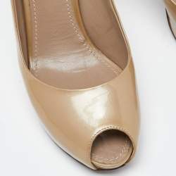 مملوكة مسبقًا Louis Vuitton Beige Patent Leather Oh Really! Platform Peep Toe Pumps Size 40