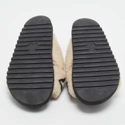 مملوكة مسبقًا Louis Vuitton White/Brown Fur and Leather Slingback Flat Sandals Size 39