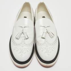 مملوكة مسبقًا Louis Vuitton White Leather Slip On Loafers Size 37