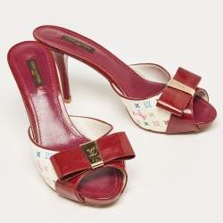 Louis Vuitton White/White Canvas and Patent Leather Slide Sandals Size 39